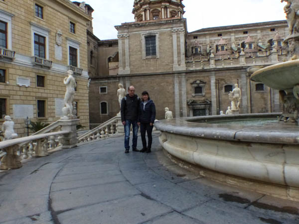 Palermo Palazzo Pretorio und Fontana Pretoria