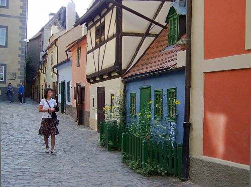 Goldenes G&auml;sschen