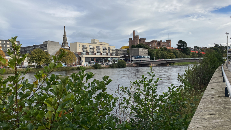 Inverness Burg